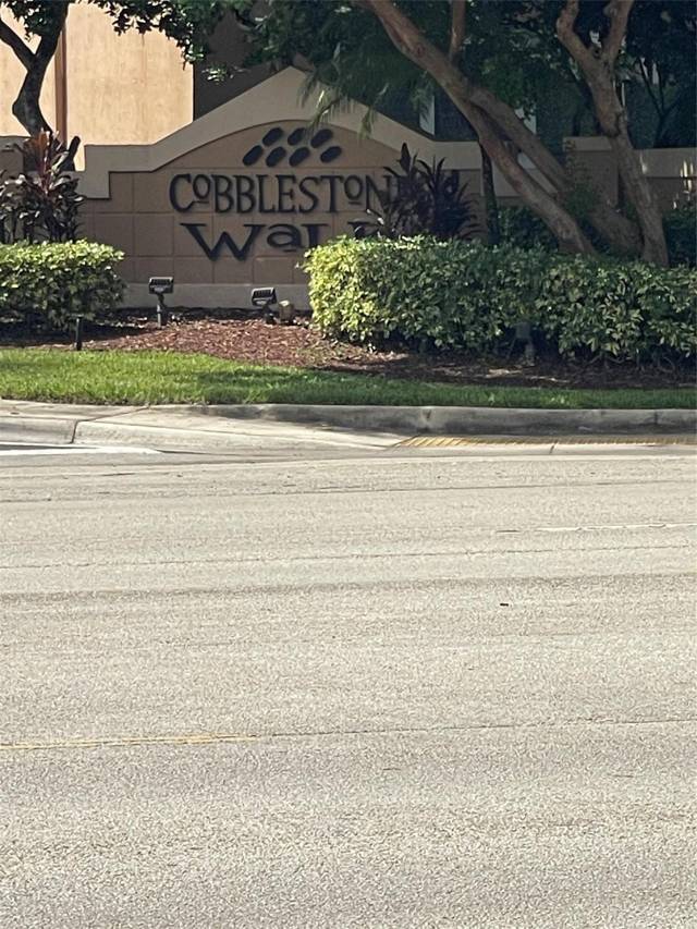 Cobblestone Walk