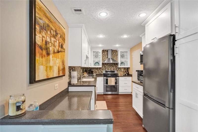 1 bedroom Condominium at 4250 Galt Ocean Drive #9r, Galt Towers, Fort Lauderdale — photo 5