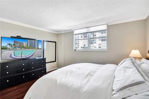 4250 Galt Ocean Drive #9r, Fort Lauderdale FL - photo 8 of 62