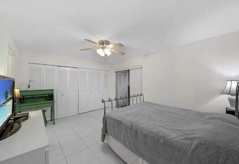 223 Flanders #E, Delray Beach FL - photo 6 of 12