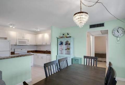 223 Flanders #E, Delray Beach FL - photo 8 of 12