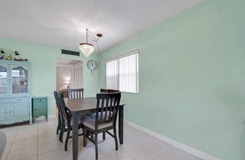 223 Flanders #E, Delray Beach FL - photo 9 of 12