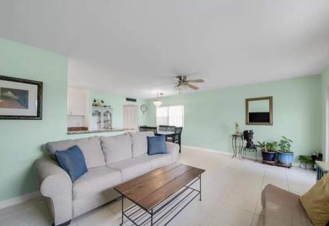 223 Flanders #E, Delray Beach FL - photo 11 of 12