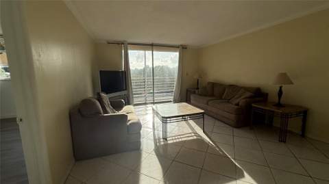 406 NW 68th Avenue #310, Plantation FL - photo 7 of 18