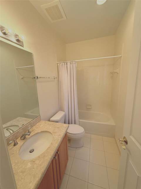 1951 Coral Heights Boulevard #402, Oakland Park FL - photo 13 of 19