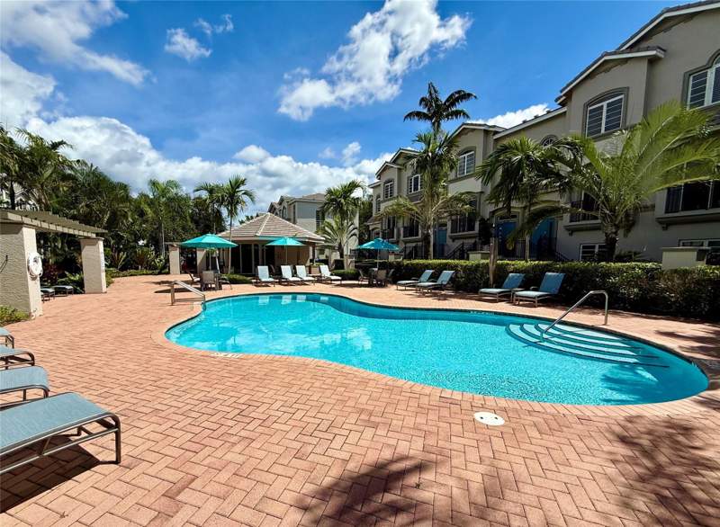 3 bedroom Townhouse at 1951 Coral Heights Boulevard #402, Coral Heights, Oakland Park — photo 2