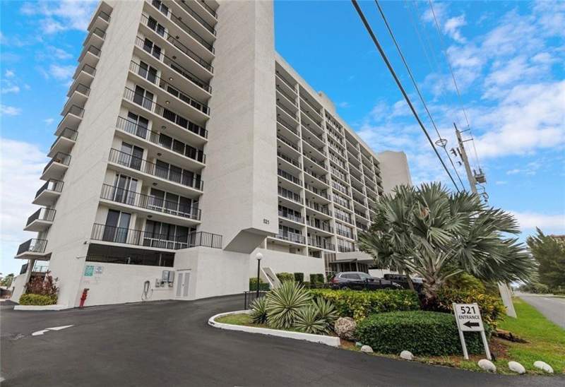 2 bedroom Condominium at 521 N Riverside Drive #602, Silver thatch Intracoasta, Pompano Beach — photo 5