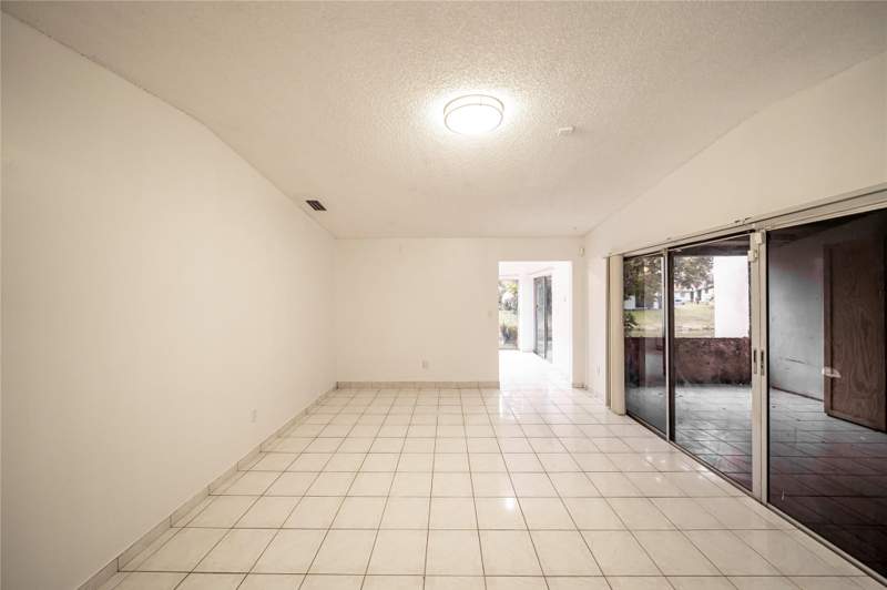3 bedroom Single Family Residence at 9510 W Fern Lane, The Meadows Of Miramar Ph, Miramar — photo 2