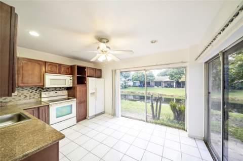 9510 W Fern Lane, Miramar FL - photo 8 of 26