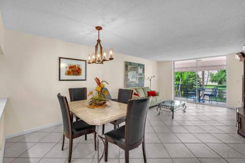 9301 Sunrise Lakes Boulevard #207, Sunrise FL - photo 13 of 43
