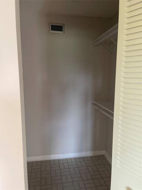 1005 Country Club Drive #205, Margate FL - photo 12 of 54