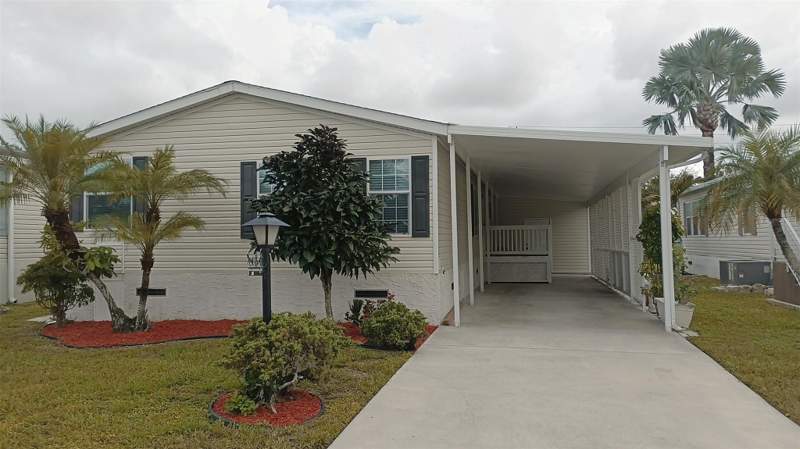 3 bedroom Mobile Home at 8204 South Street, West Lakes Boca Raton Inc, Boca Raton — photo 2
