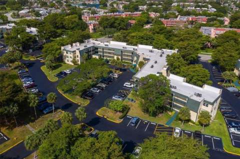 9091 Lime Bay Boulevard #312, Tamarac FL - photo 18 of 23