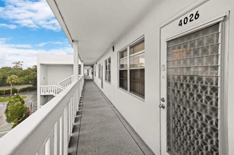 4026 Ventnor H Court #4026, Deerfield Beach FL - photo 10 of 100