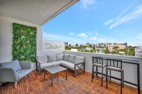 401 N Birch Road #413, home for sale on N Birch Road