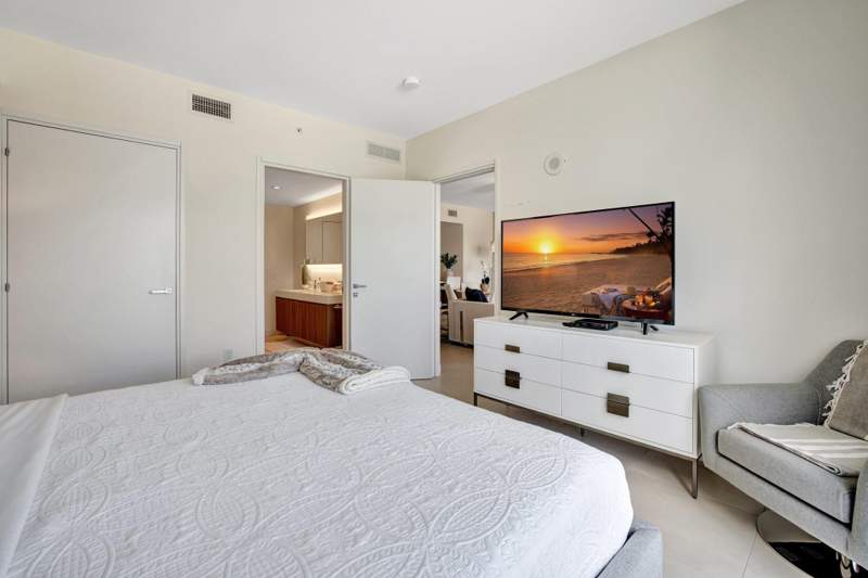 1 bedroom Condominium at 401 N Birch Road #413, Tiffany House, Fort Lauderdale — photo 5