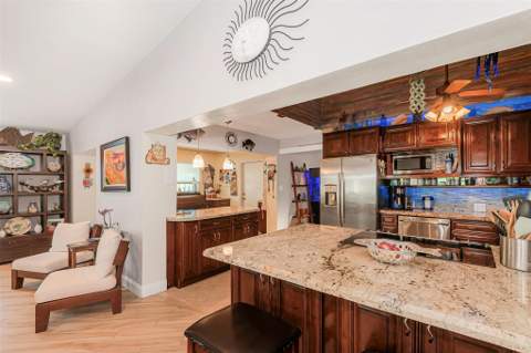 4717 SW 35th Avenue, Dania Beach FL - photo 13 of 36