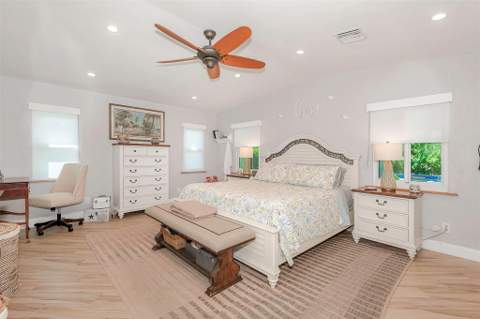 4717 SW 35th Avenue, Dania Beach FL - photo 20 of 36