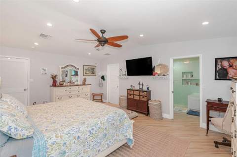 4717 SW 35th Avenue, Dania Beach FL - photo 21 of 36