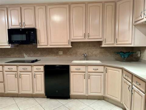 2500 Parkview Drive #814, Hallandale Beach FL - photo 19 of 47