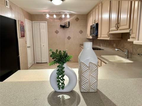 2500 Parkview Drive #814, Hallandale Beach FL - photo 20 of 47