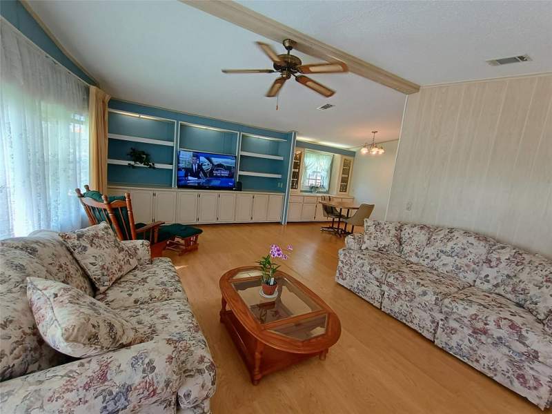 2 bedroom Mobile Home at 430 La Buona Vita Drive, La Buona Vita Cooperative, Port St. Lucie — photo 3