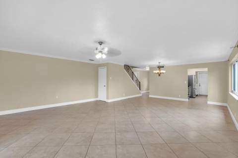 3981 NW 81st Terrace, Coral Springs FL - photo 8 of 32