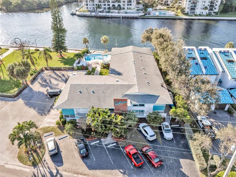 1 bedroom Stock Cooperative at 1201 N Riverside Drive #12b, Twin Water, Pompano Beach — photo 2