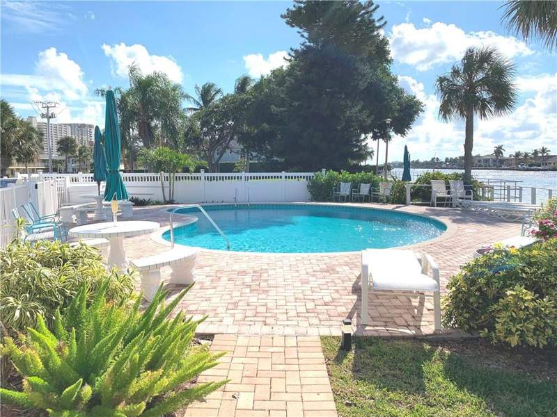 1 bedroom Stock Cooperative at 1201 N Riverside Drive #12b, Twin Water, Pompano Beach — photo 4