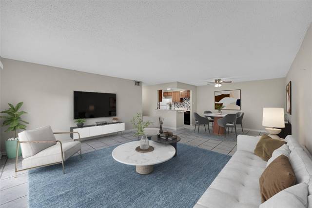 Palm VillasHomes for Sale in Coral Springs, FL