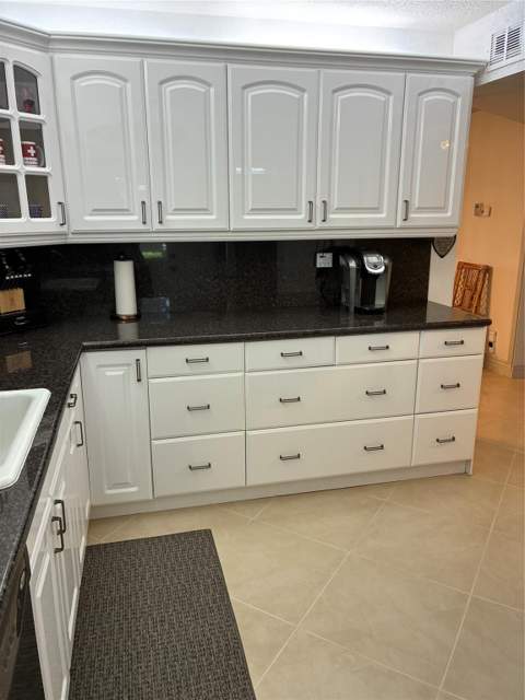3010 NE 16 Avenue #102, Oakland Park FL - photo 17 of 24