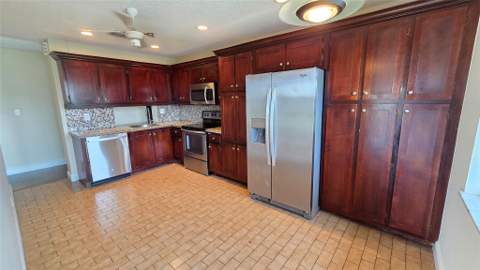 8751 Holly Court #202, Tamarac FL - photo 12 of 29