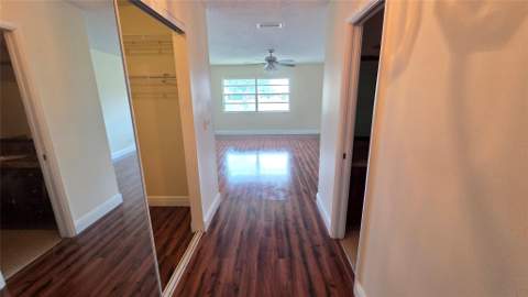8751 Holly Court #202, Tamarac FL - photo 16 of 29