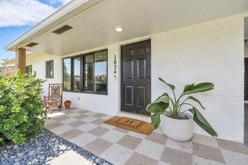 2 bedroom Single Family Residence at 1034 SW 24th Avenue, Golfview Harbour Sec 01, Boynton Beach — photo 2