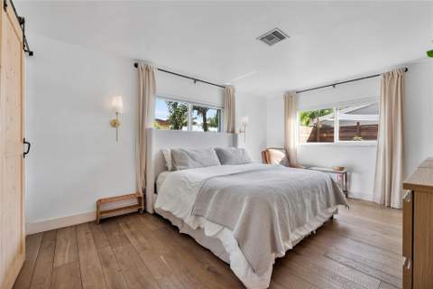 1034 SW 24th Avenue, Boynton Beach FL - photo 10 of 32