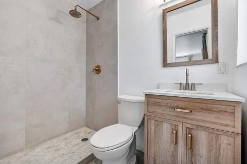 1034 SW 24th Avenue, Boynton Beach FL - photo 12 of 32