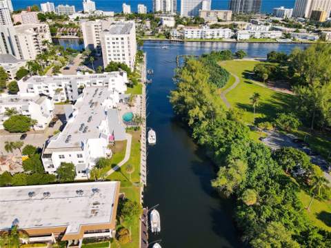 2840 NE 14th Street Causeway #304A, Pompano Beach FL - photo 17 of 35
