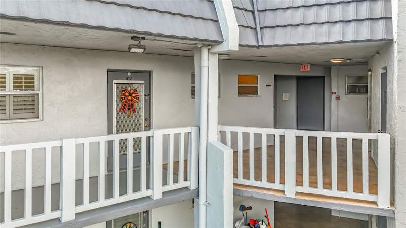 1 bedroom Condominium at 6570 Royal Palm Boulevard #312, Royal Park Gardens, Margate — photo 3