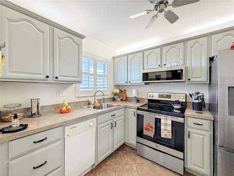 6570 Royal Palm Boulevard #312, Margate FL - photo 12 of 52