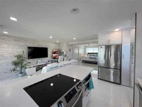 310 S Broadwalk #3b, Hollywood FL - photo 9 of 38