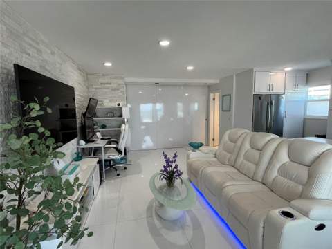 310 S Broadwalk #3b, Hollywood FL - photo 24 of 38