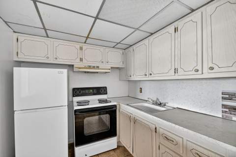 247 Camden K #247, West Palm Beach FL - photo 6 of 23