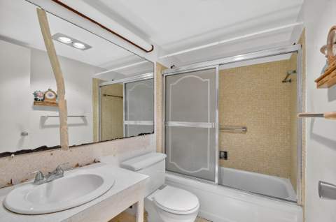 247 Camden K #247, West Palm Beach FL - photo 11 of 23