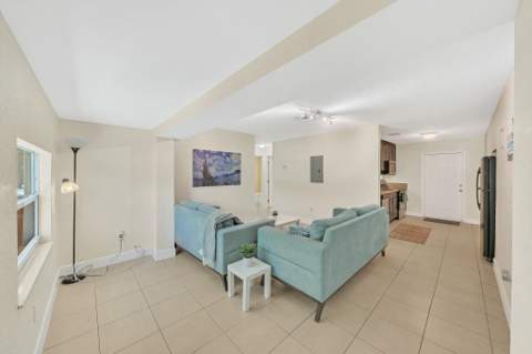 1412 NE 25th Court, Pompano Beach FL - photo 8 of 40