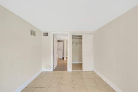 1412 NE 25th Court, Pompano Beach FL - photo 13 of 40