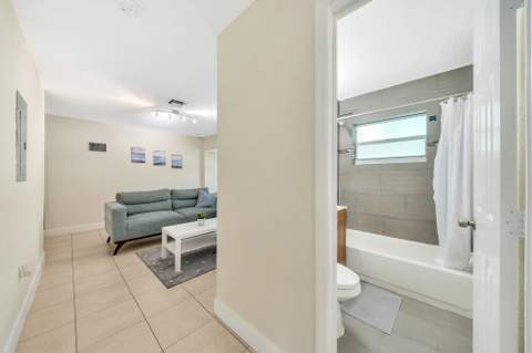 1412 NE 25th Court, Pompano Beach FL - photo 20 of 40