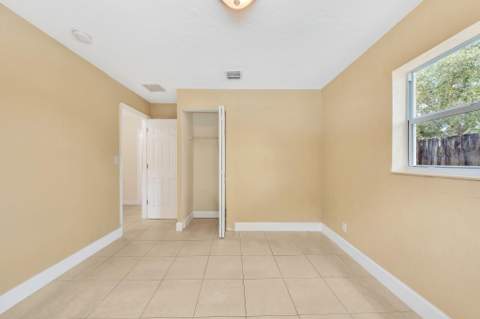1412 NE 25th Court, Pompano Beach FL - photo 21 of 40