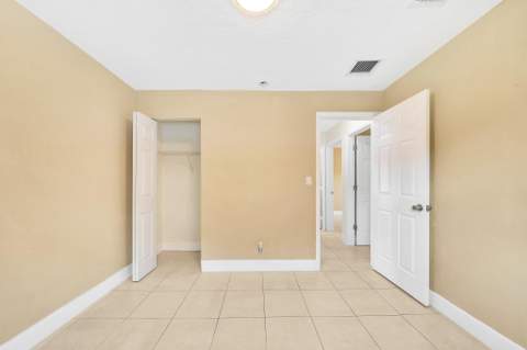 1412 NE 25th Court, Pompano Beach FL - photo 23 of 40