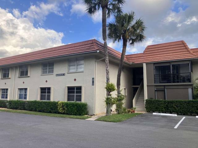 Boca Linda Condo