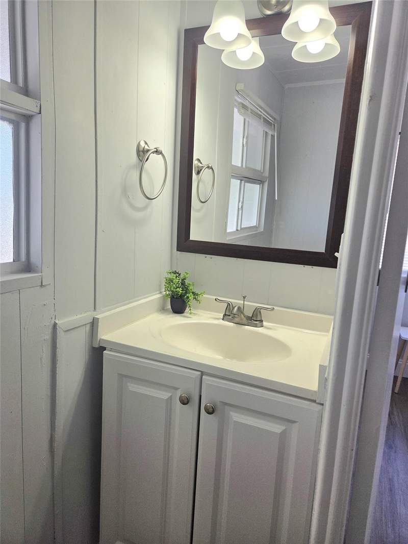 2 bedroom Mobile Home at 2050 SW 83rd Terrace, Park City Sec Three A 71-, Davie — photo 2